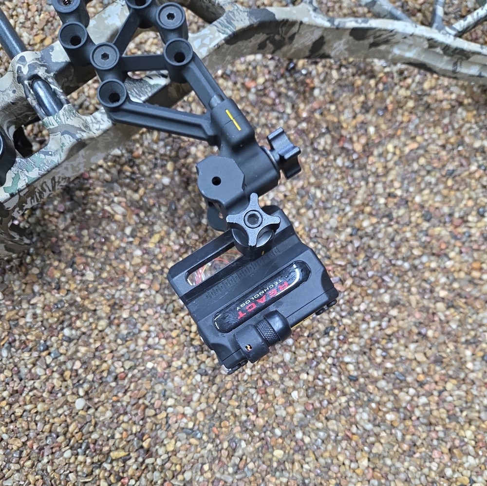 Bear Resurgence Compound Bow 70lbs RH