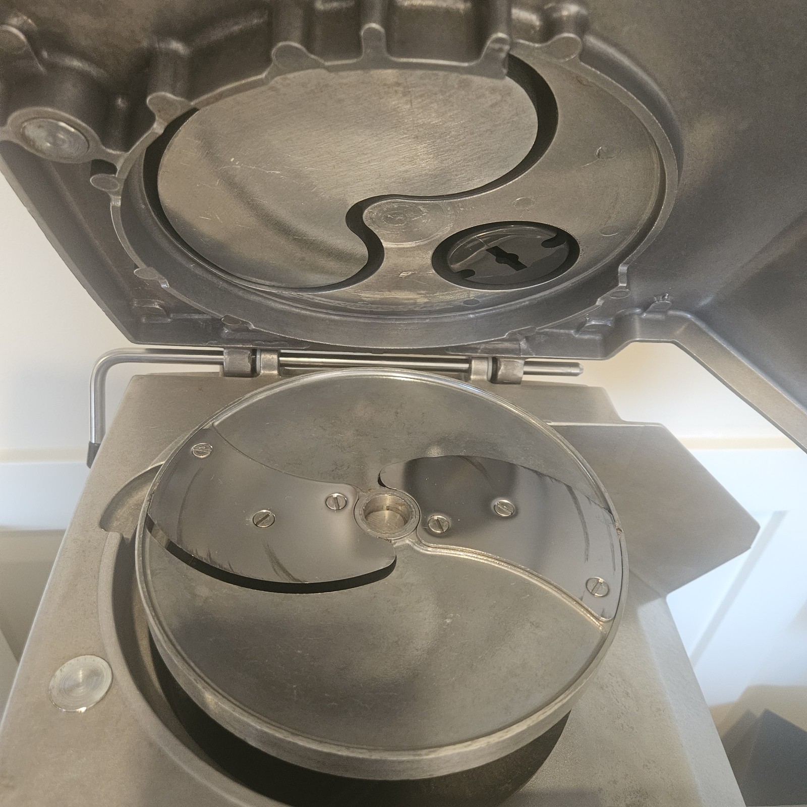 ROBOT COUPE R602V W/ NEW BOWL NT ROBOT COUPE CL5 R702 HOBART FP250 FP350 FP450