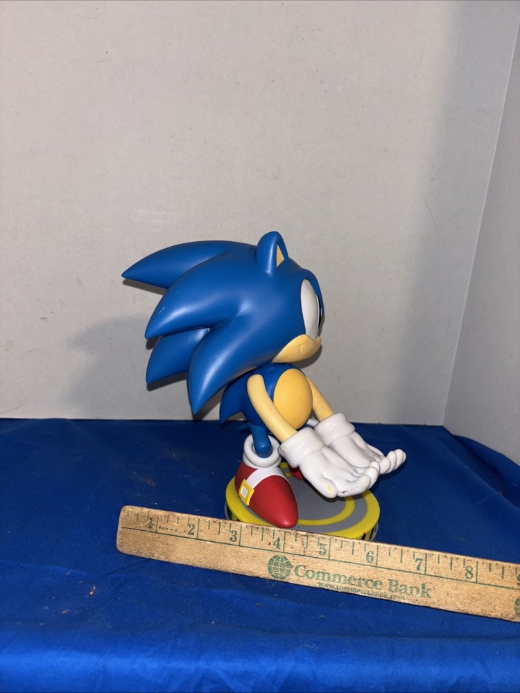 Cable Guys Sonic the Hedgehog Phone Stand & Controller Holder