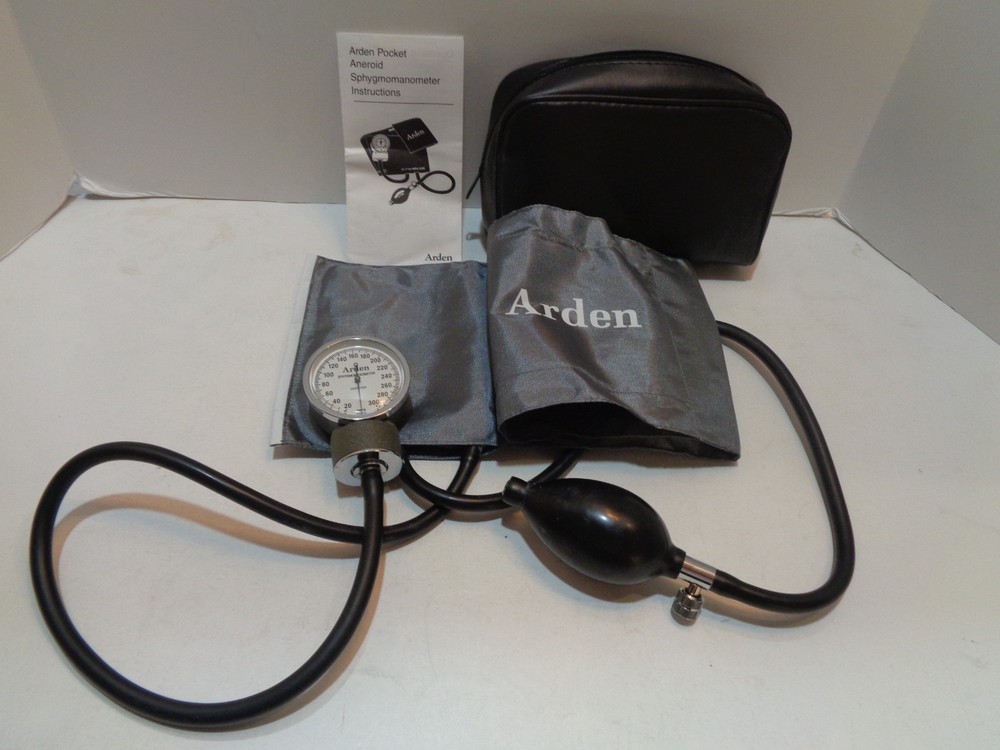 Arden Pocket Aneroid Sphygmomanometer with Case and Instructions.