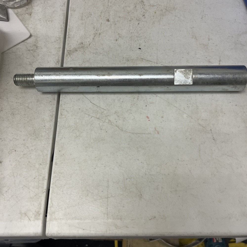 Milwaukee Core Bit Extension. 48-95-2100 Ext 101/2” Long For Core Bits
