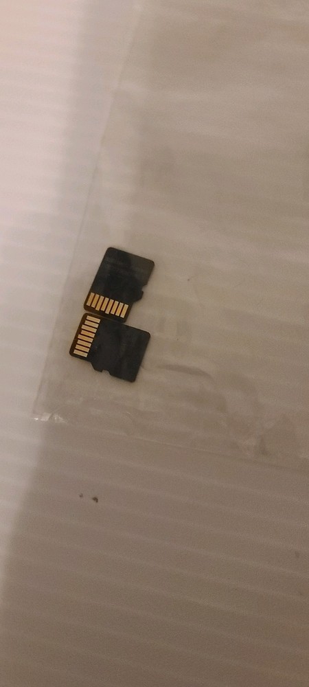 2 Amazon Basics MicroSD cards Class 10 - 64GB Memory Cards