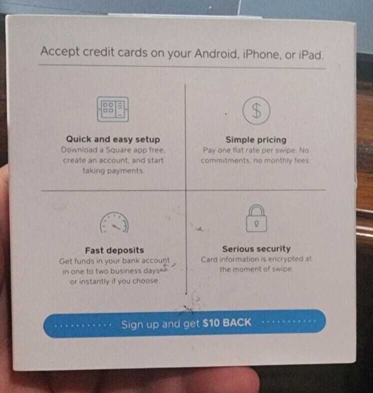 Square Reader for Magstripe with Headset Jack Credit Card Reader IOS/Android