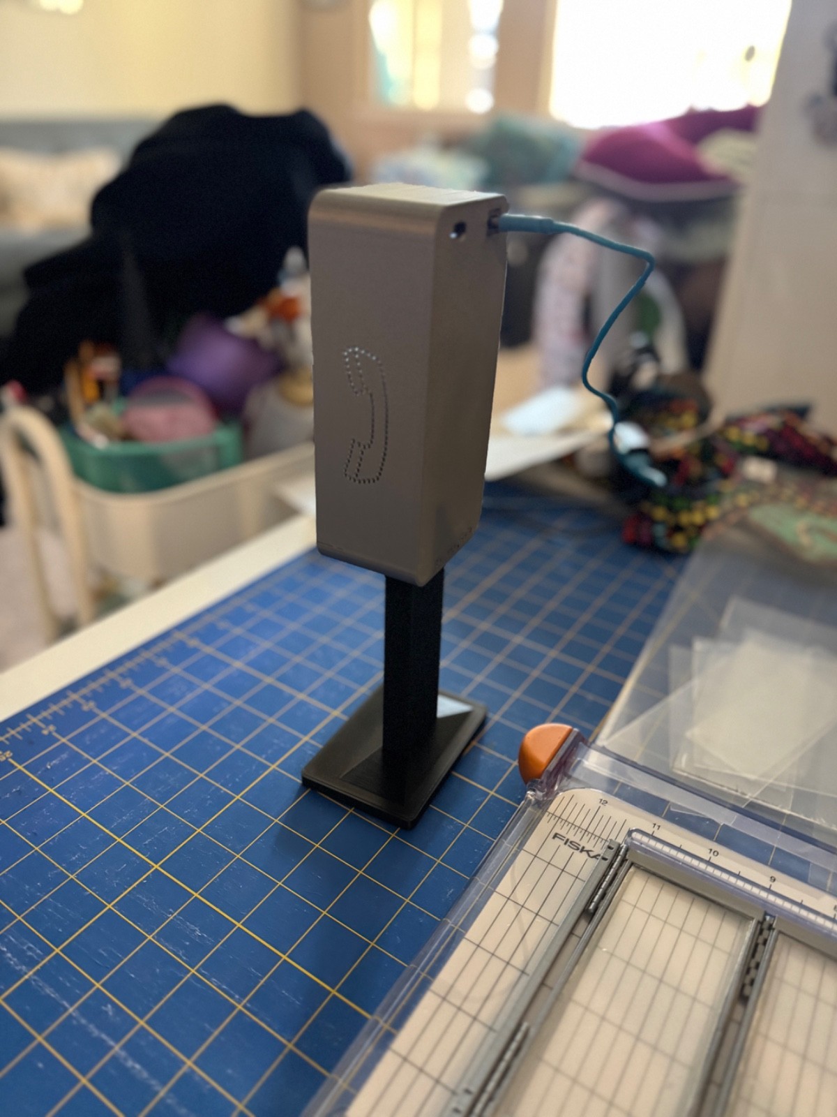 1:6 Scale Phone Booth for New Wave Toys and Replicade Displays. Assembled