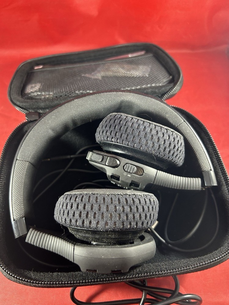 JBL Project Rock Underarmor Project Rock Wireless Headphones Complete With Case