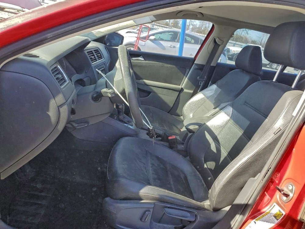 Fuse Box Engine Compartment Fits 12-22 PASSAT 4938602