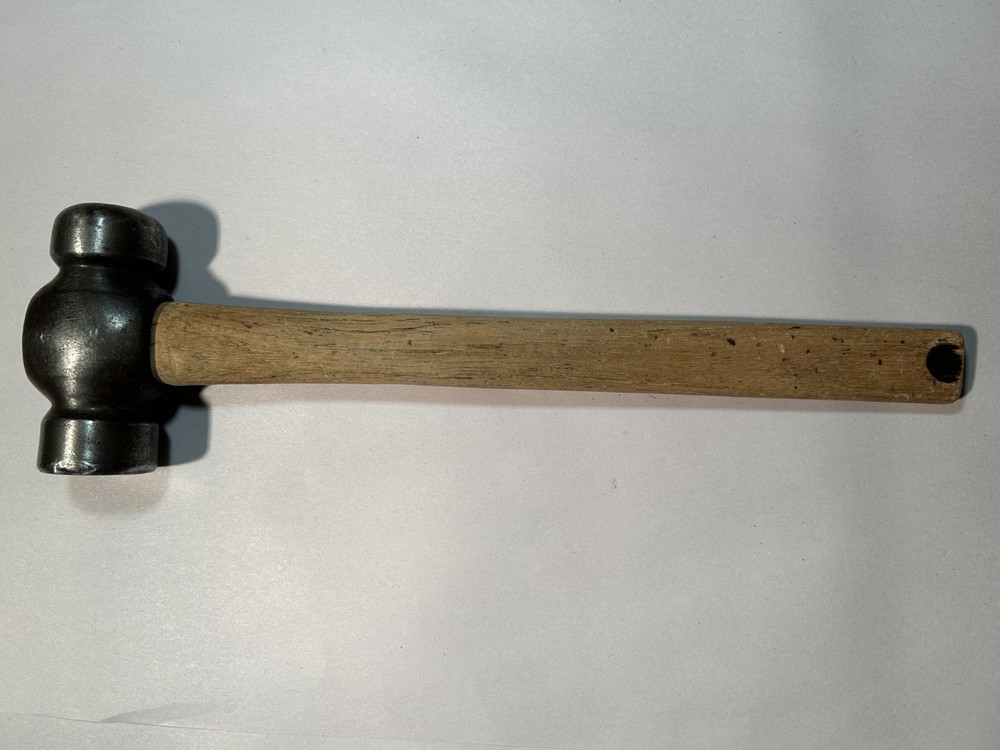 Sterling 2 lb Rounding Hammer – Farrier Blacksmith – Chip on Face – Short Handle