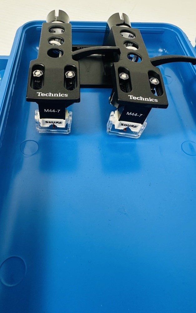 SHURE Stanton w/Hard Case M-44-7
