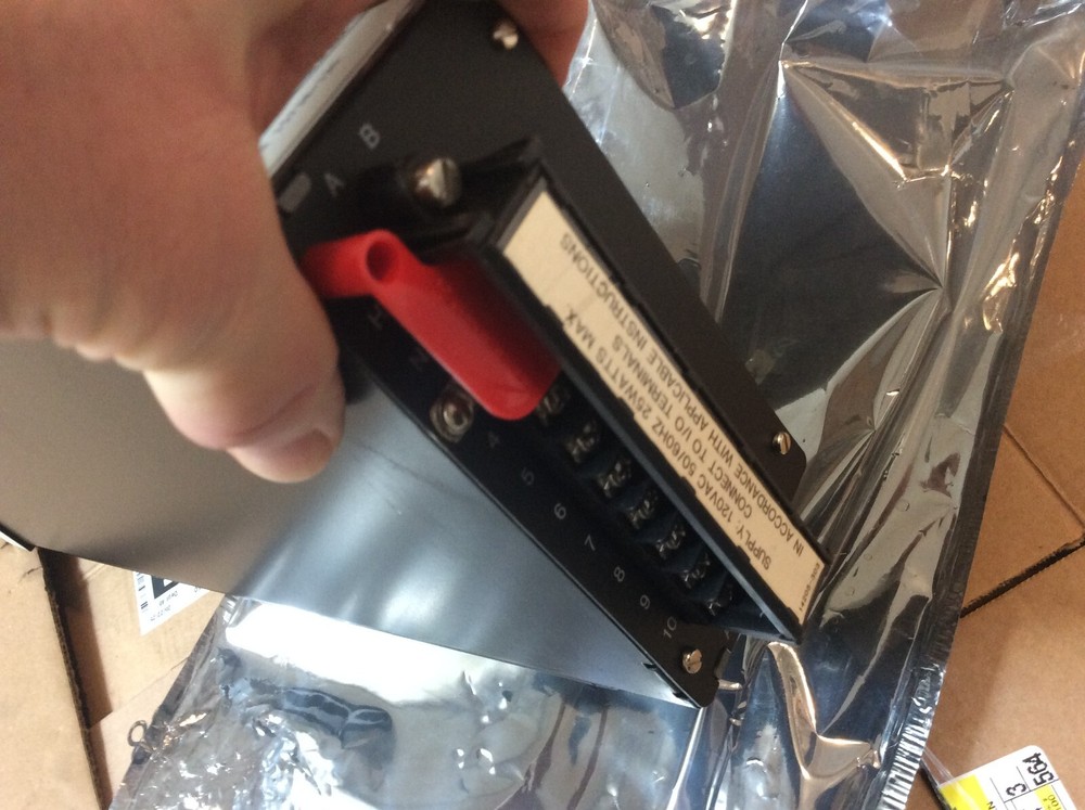 Moore 15738-120 Digital Single Loop Controller