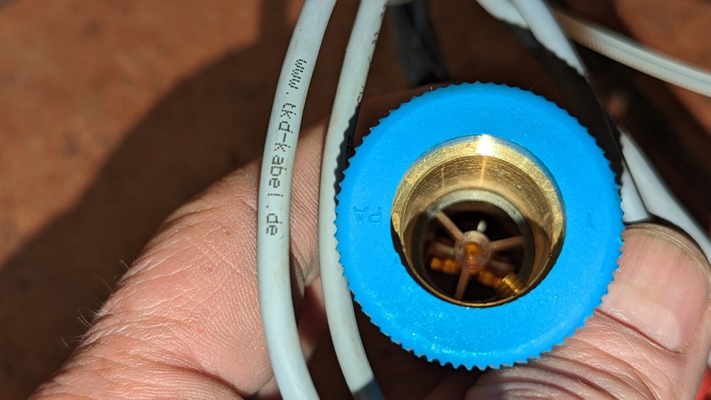 (1) Sika Flowmeter VT1540MHUTT106 NOS