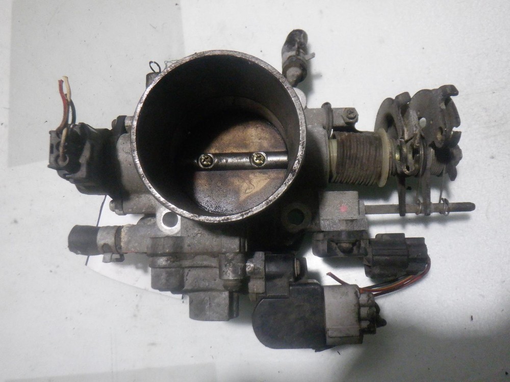 00 SUBARU LEGACY Throttle Body