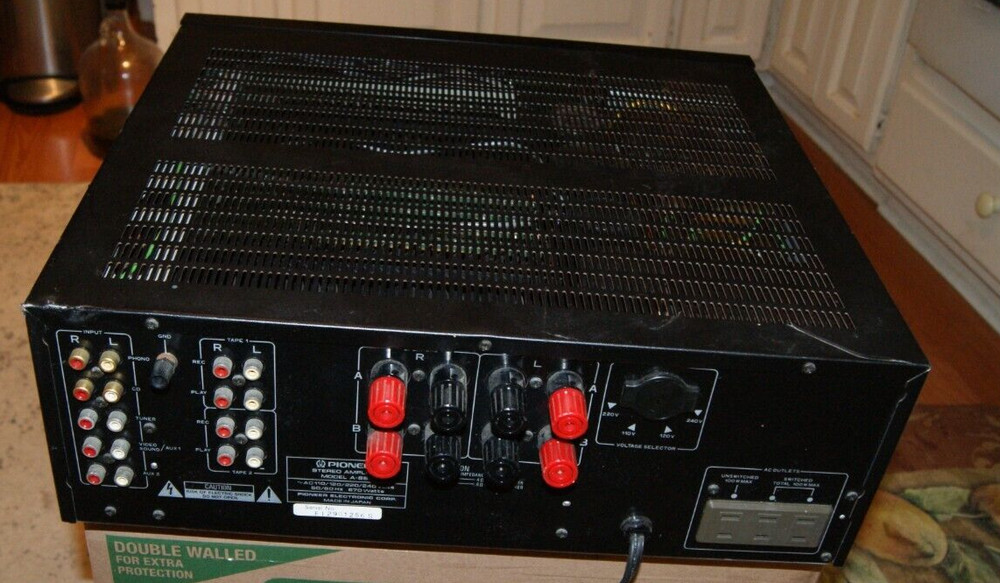 PIONEER A-88X AMPLIFIER