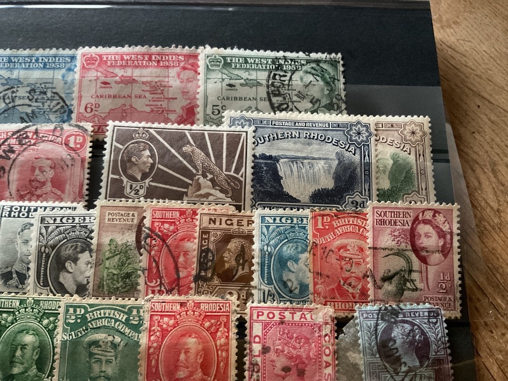 Commonwealth used stamps B2071
