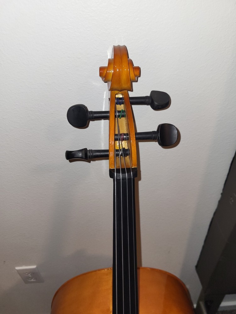 cello 4/4 brand new condition,