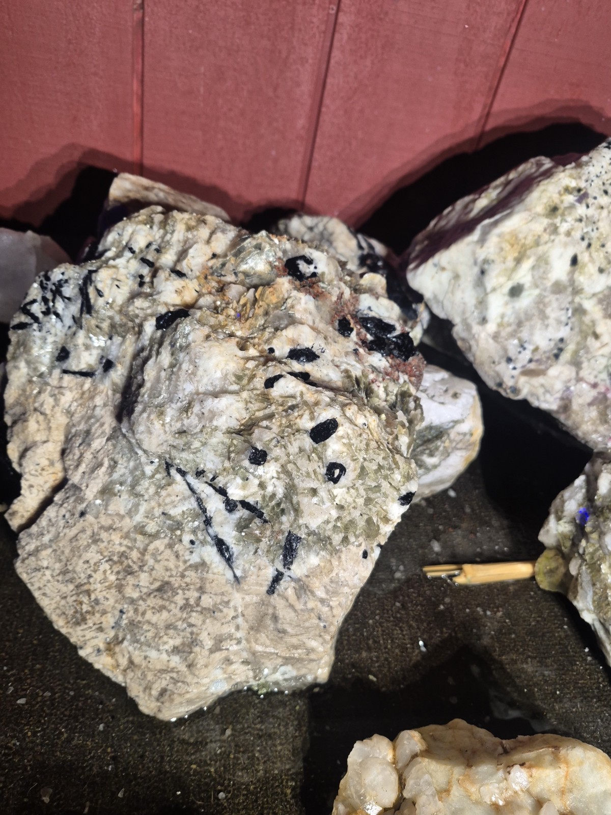 10 Lbs Of AUTHENTIC UNSALTED Gemstone Pay Dirt!Tourmaline Mine Pocket Ore!