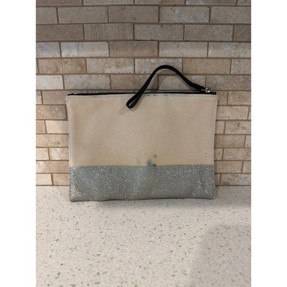 KATE SPADE DISNEY CLUTCH WRISTLET SILVER GLITTER WALT DISNEY QUOTE FAIRYTAIL