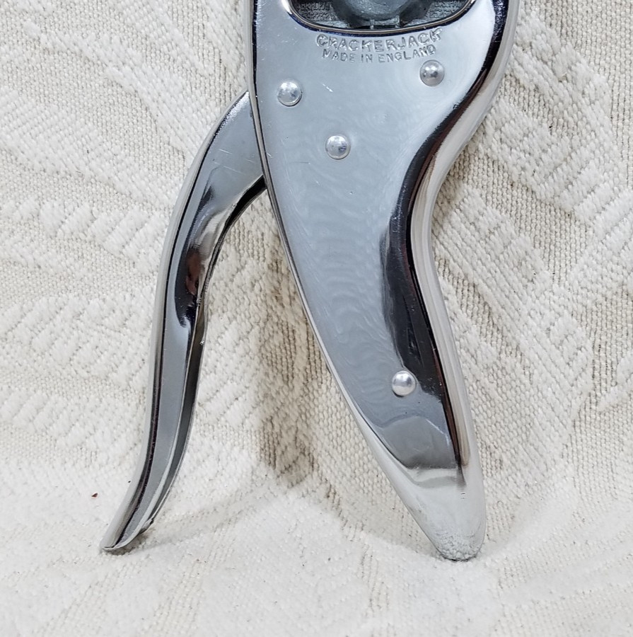 VINTAGE 3 In One CRACKERJACK NUTCRACKER ICE CRACKER CLAW CRACKER MADE IN ENGLAND