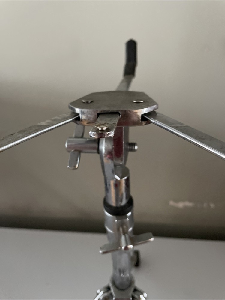 VTG Adjustable Metal Drum Stand