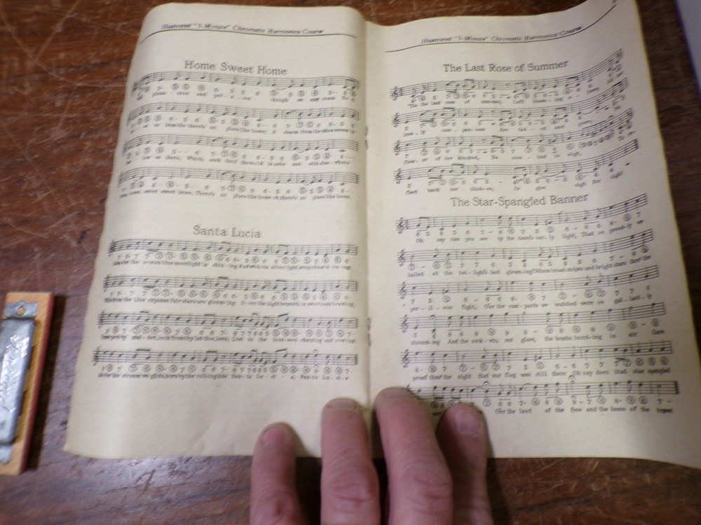 1933 5-Minute Chromatic Harmonica Course Self Teaching Booklet USED