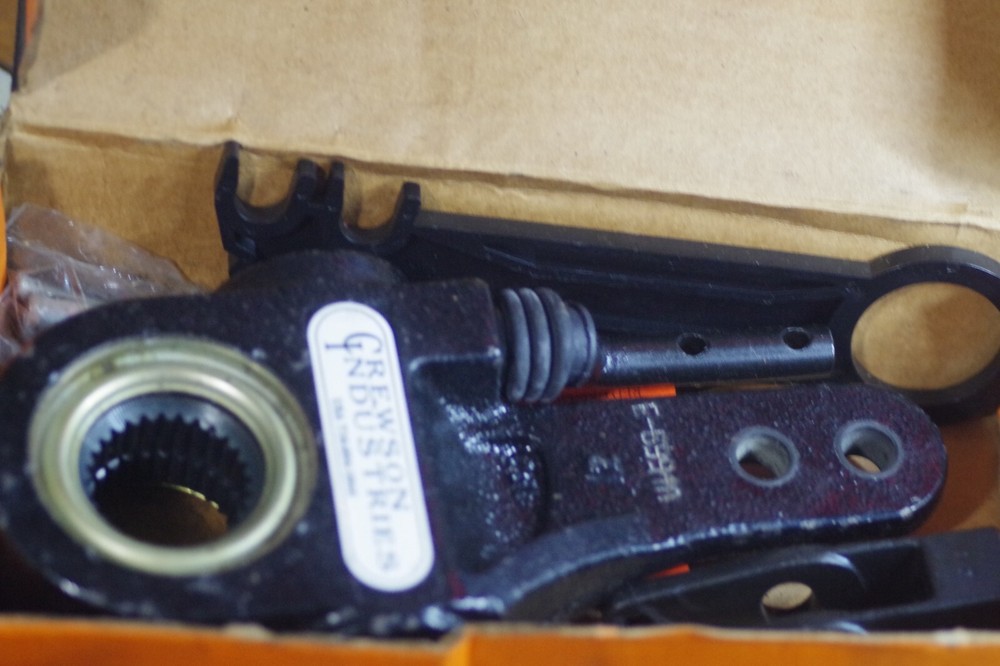 CREWSON AUTOMATIC SLACK ADJUSTER KIT E-6994A EUCLID, NEW IN BOX, OEM!