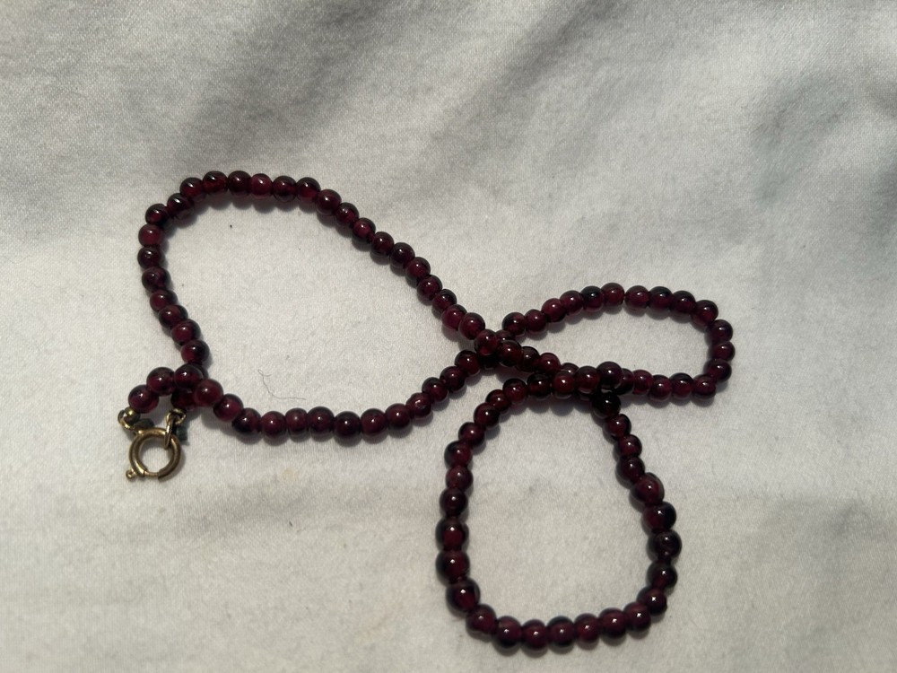 Victorian Ruby  Red  Uniform  Almandine Garnet  Beaded 16” Necklace  c1910