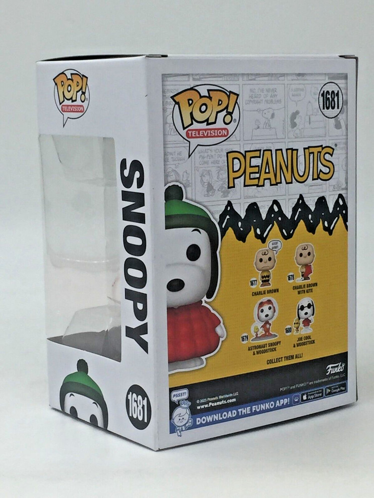 Funko Pop! Animation Peanuts Snoopy #1681 With Pop Protector