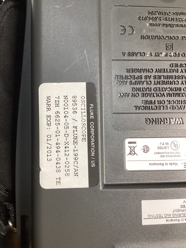 Fluke 199C Scopemeter Color Oscilloscope /Scope Function No Batt #(4D11)
