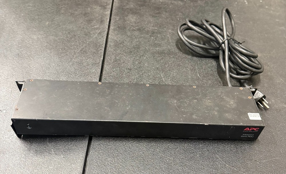 APC AP7800 Basic Rack PDU 0U Power Strip