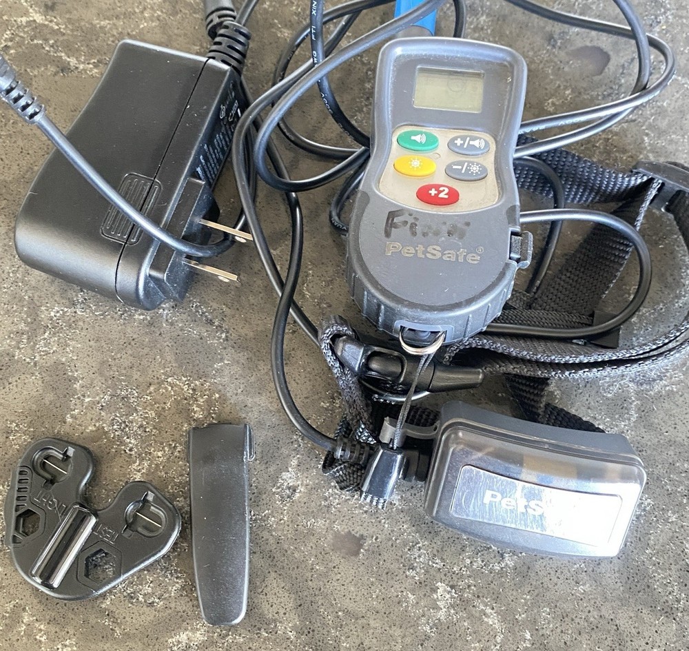 PetSafe Dog Collar Receiver Bundle + Remote Transmitter + Charger +  Clip WORKS