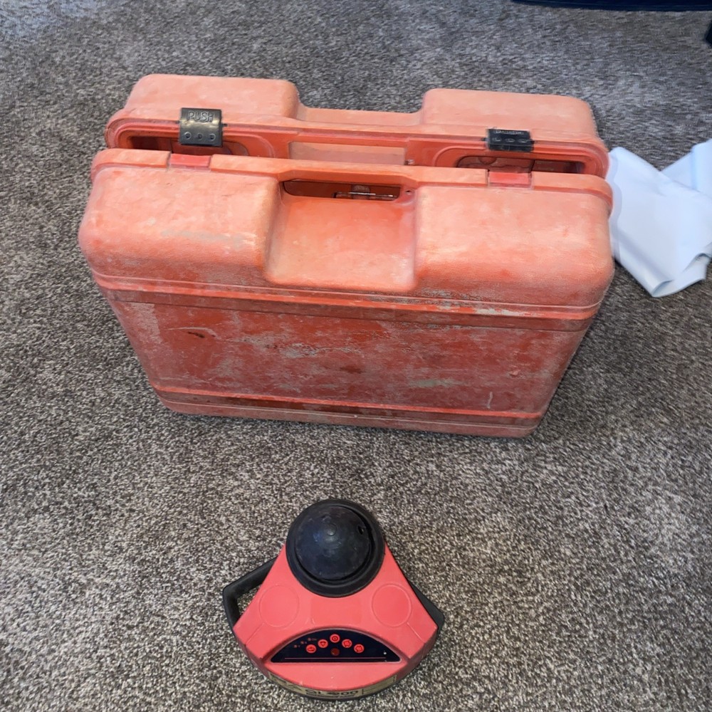 QUADRIGA QL-200 SELF LEVELING ROTARY LASER Good condition