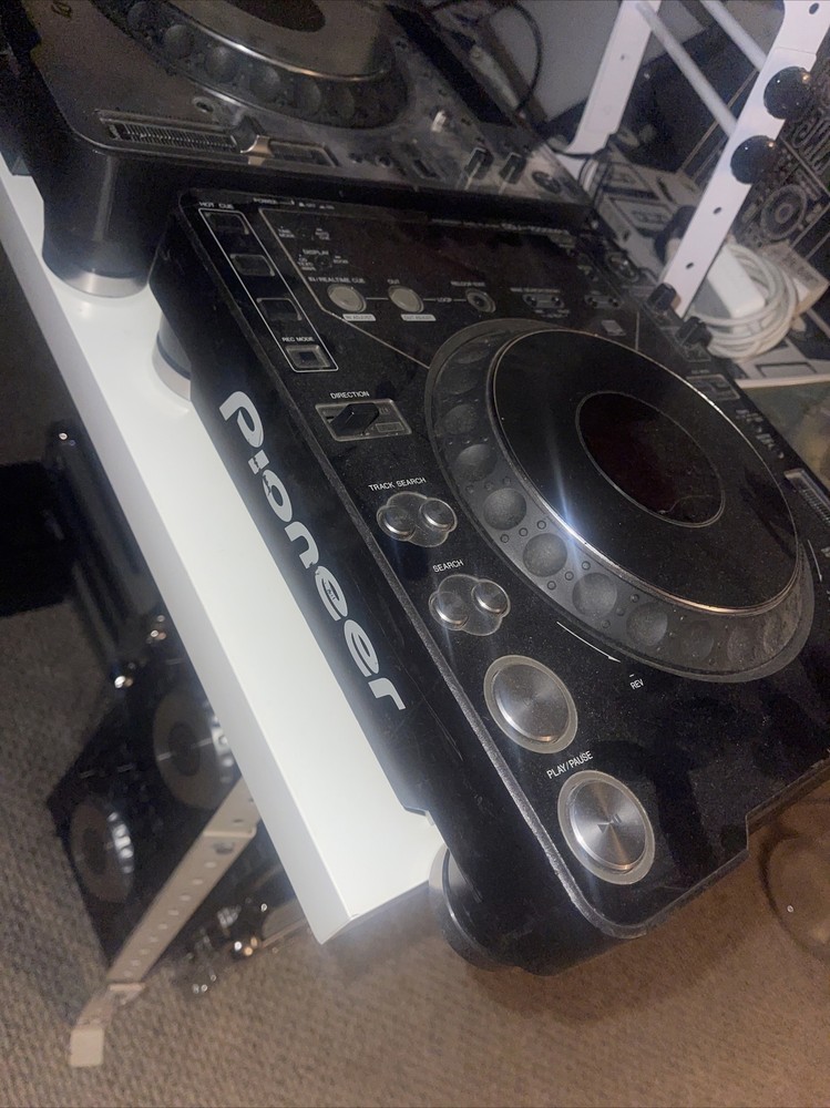 Pioneer CDJ-1000MK2 Digital CD Deck