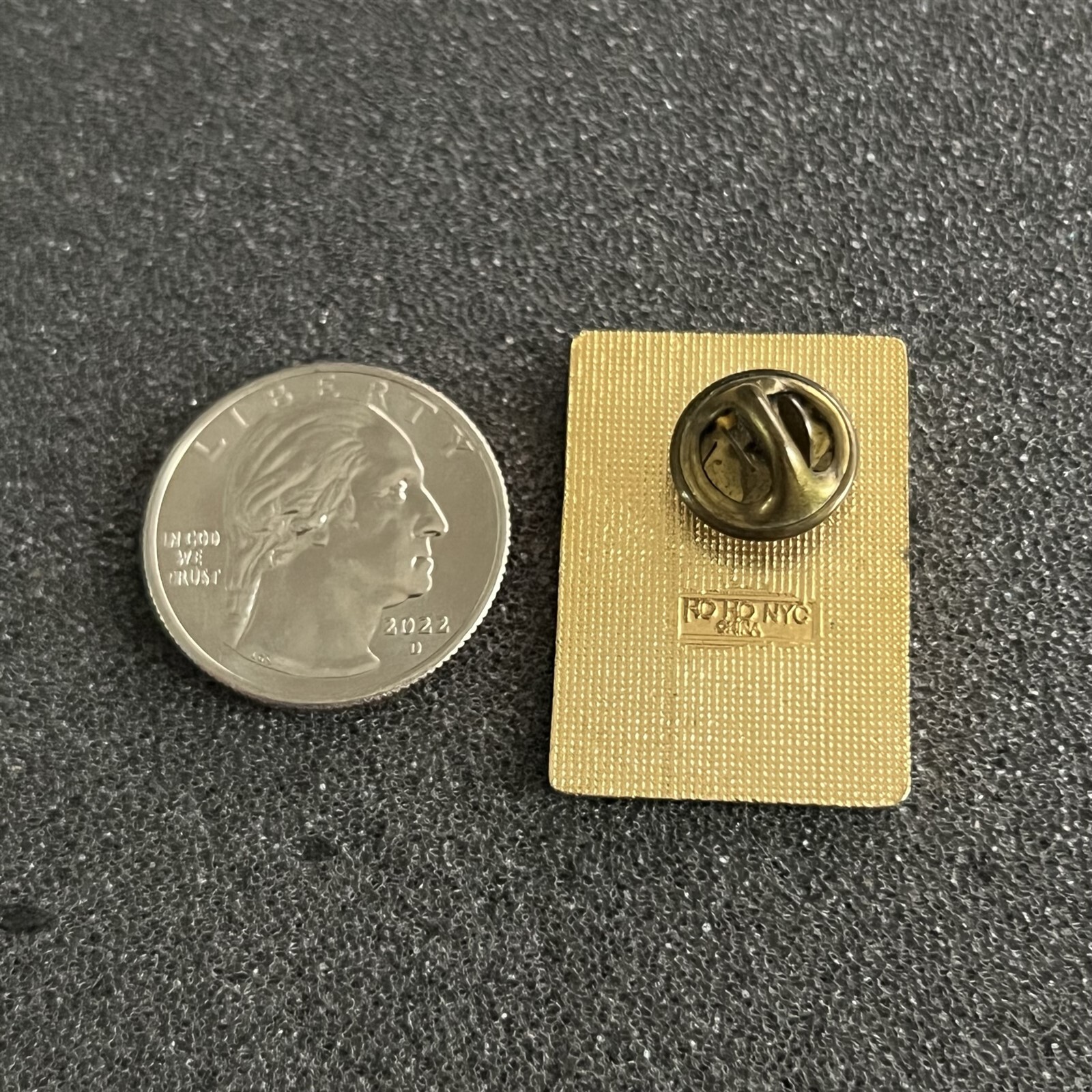 Keep America Beautiful Flowers Gold Tone Pin Pinback #43823