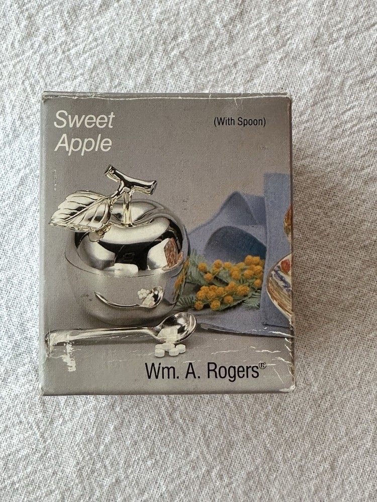 Vintage Wm. A Rogers Small Sweet Apple w/ Spoon Condiment Server Silver Plate