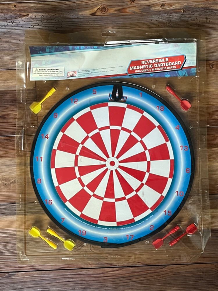 Marvel Heroes double darts board