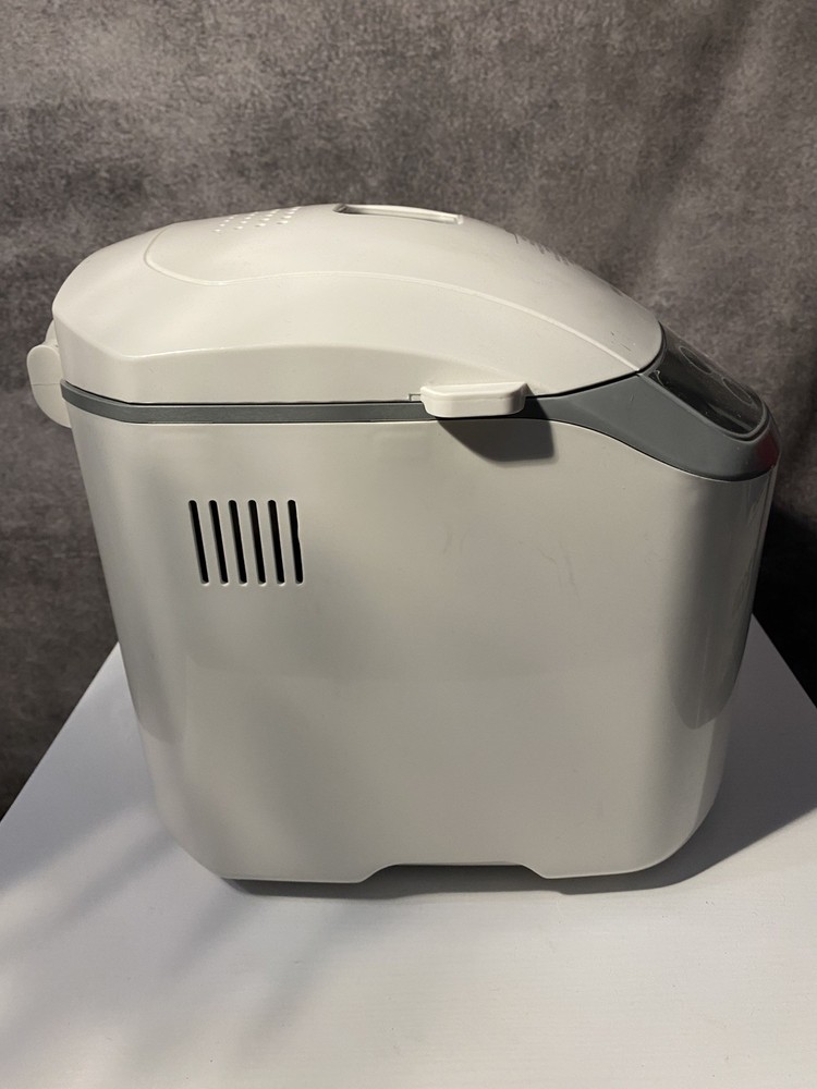 Black & Decker BK1015W 1.5lb Automatic Bread Maker Machine - NEW Open Box