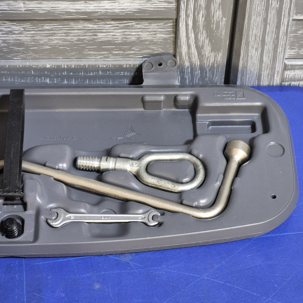 BMW E46 M3 - Trunk Tool Box Compartment Kit OEM 1098 200