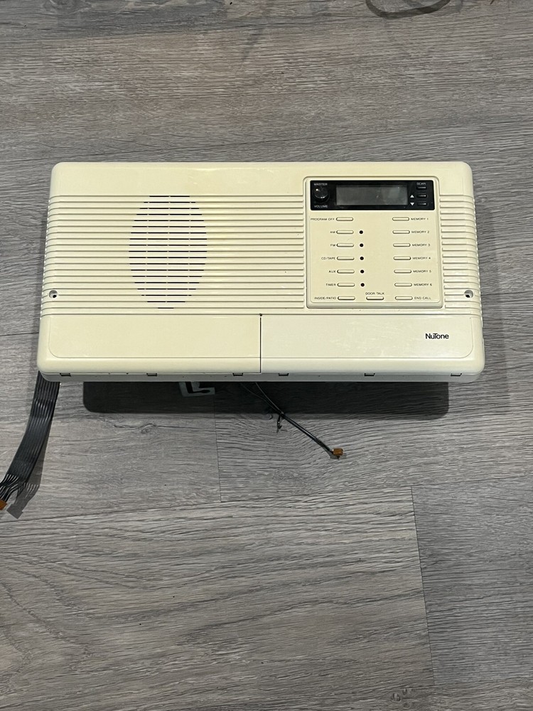 Nutone Intercom System IM-3303 with accessories (transformers, Door Chime, Mount