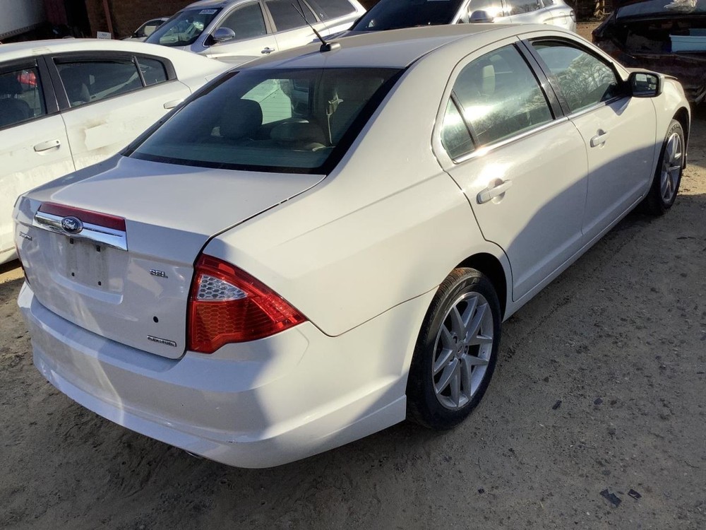 FUSION 2012 Glove Box 4936789