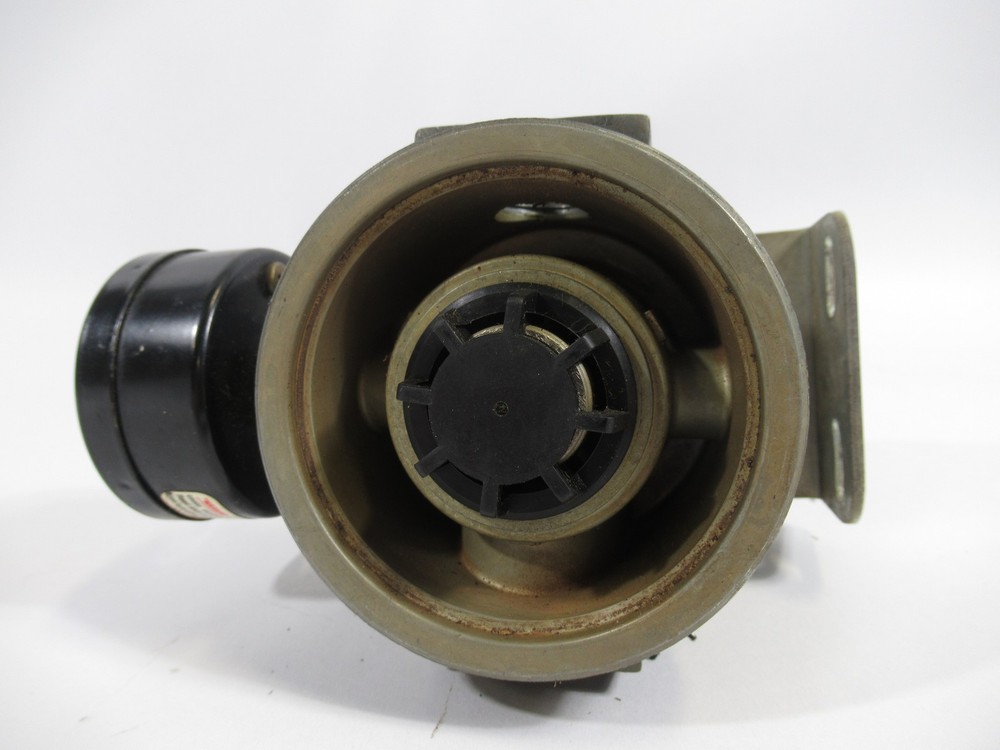 Ross 5321B4012 Filter Regulator w/Bracket & Gauge 1/2" *Missing Bowl* USED