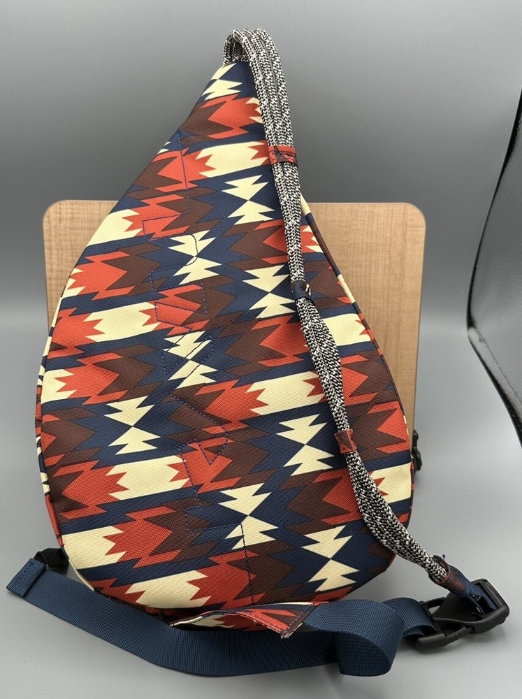 NWOT Kavu Rope Sling Bag