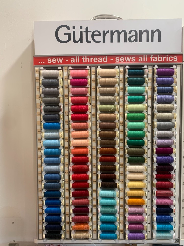 GUTERMANN THREAD 40wt -- 100% POLYESTER- 100 m/110 yd SPOOLS-- VARIOUS COLORS