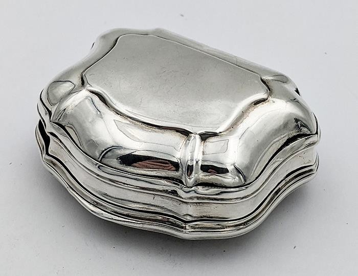 GEORGIAN SOLID SILVER & AGATE SNUFF BOX 18TH CENTURY