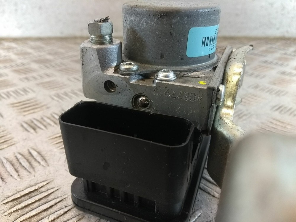 2016 SUZUKI GSX R1000 AL6 ABS Pump