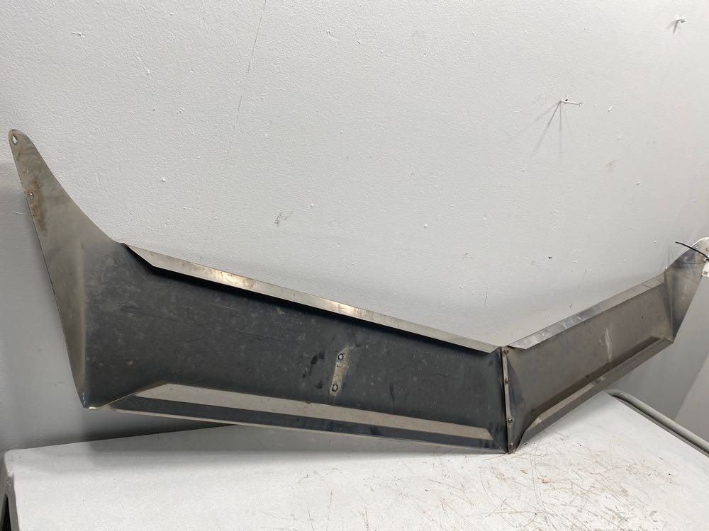 2013 Peterbilt 386 Visor (654-10563)