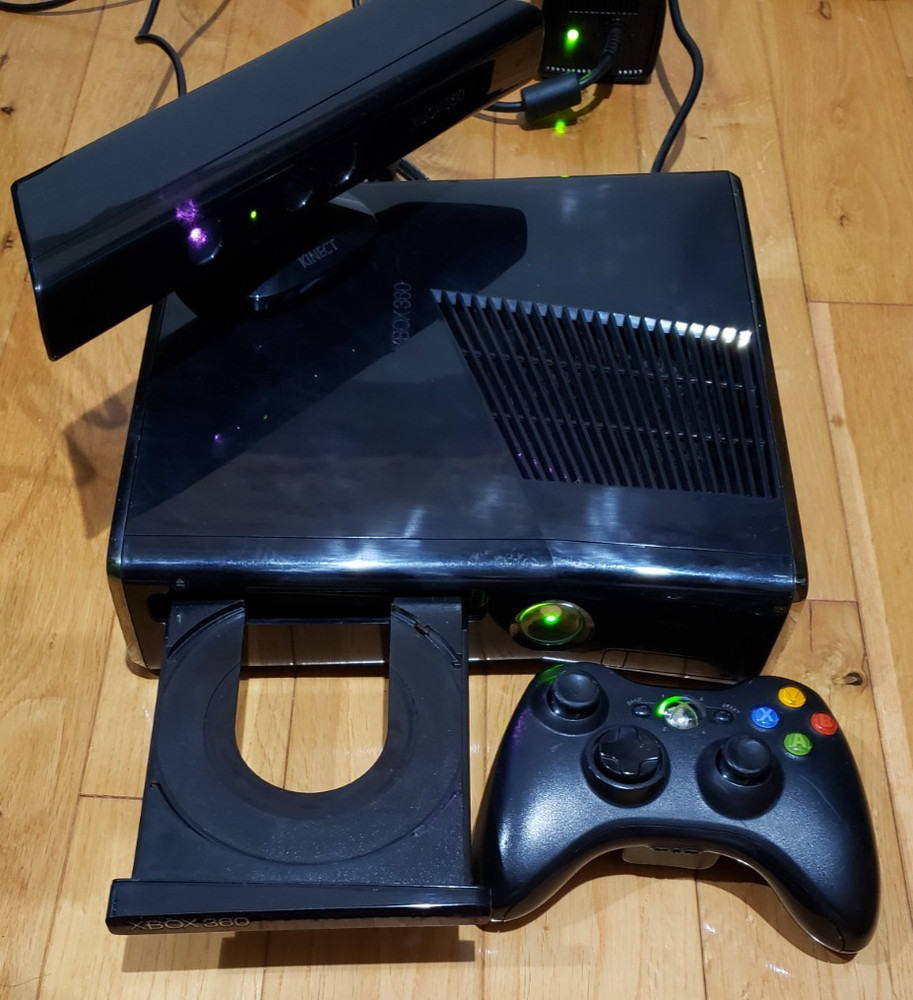 Xbox 360 S Slim Bundle 1439 250GB Console, Kinect Controller Power HDMI, TESTED