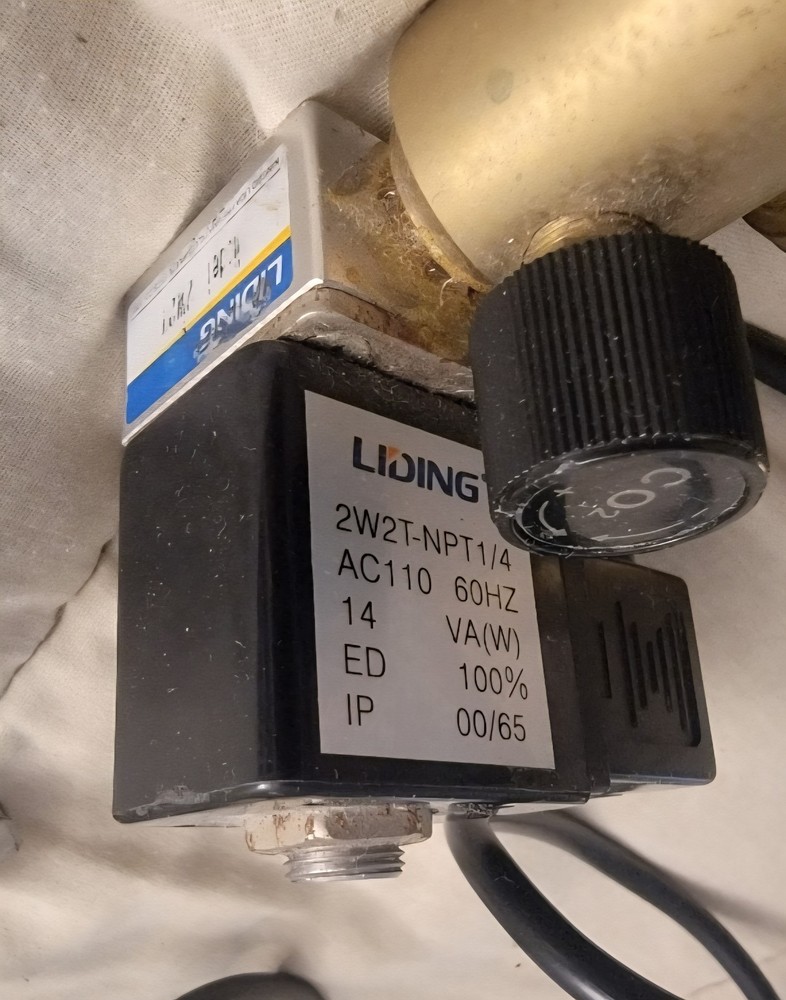 CO2 Regulator Brass Liding Model 2W2T
