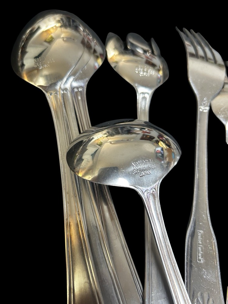 13 Oneida Wallace Rogers National Shell Pattern Forks Spoons Knives Serving Pcs