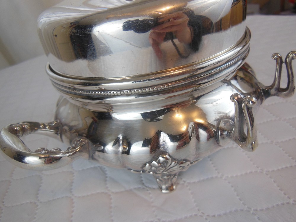 ANTIQUE THE AMERICAN SILVER CO. SILVERPLATED BUTTER DISH