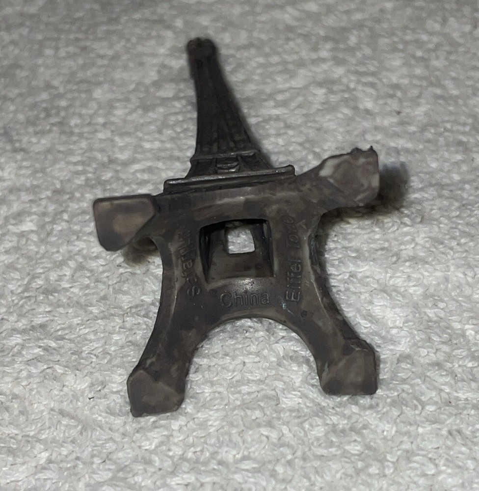 Safari Ltd Eifell Tower Figurine