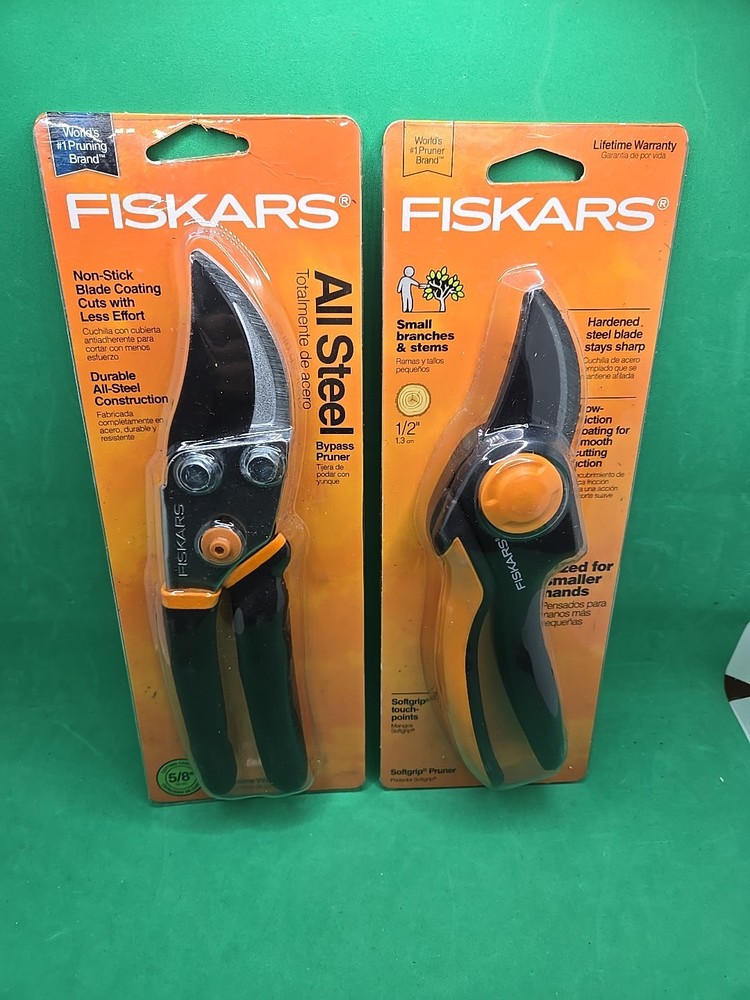 Fiskars Pruning Shears Bypass Pruner And Soft grip Pruner